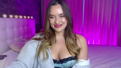 Victoria online show from February 15, 1:10 pm