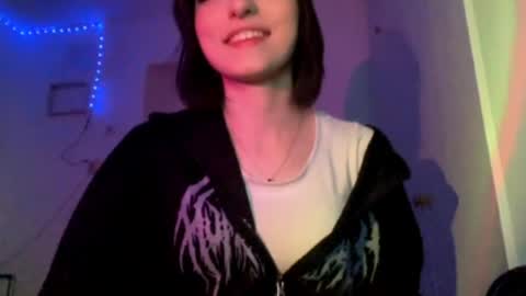 Polly online show from April 17, 3:47 pm