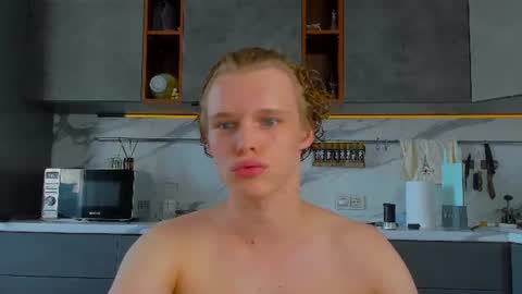 Nelis online show from June 29, 1:11 pm