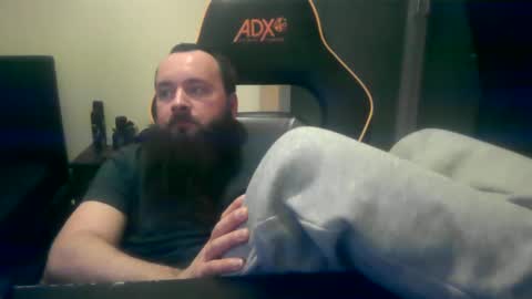 london_man1988 online show from February 9, 6:16 pm