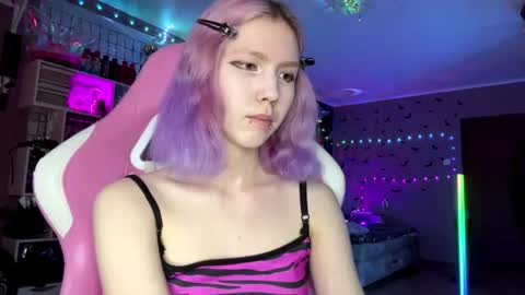 lone1y_bunny online show from July 20, 2:52 pm