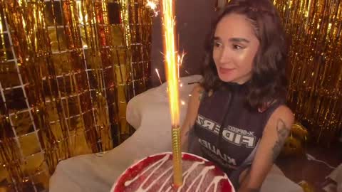 SABRINA online show from January 27, 5:58 am