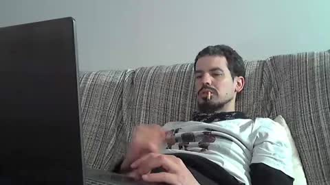 Alejandro Rulitos Twitter longnight55 Intagram 5longnight5 online show from February 18, 4:14 pm