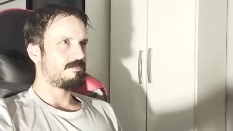 Lucas online show from February 17, 3:33 pm