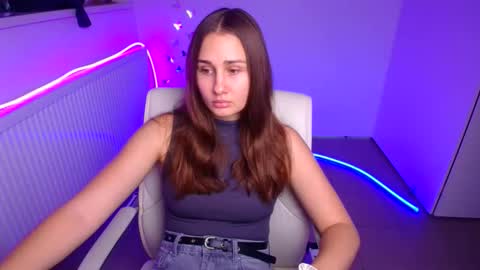 Lora online show from October 25, 5:51 am