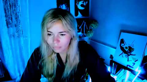 Lora online show from July 27, 2:42 am