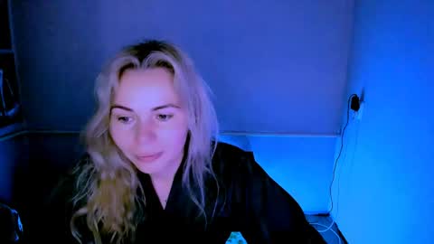 Lora online show from April 23, 2:52 am