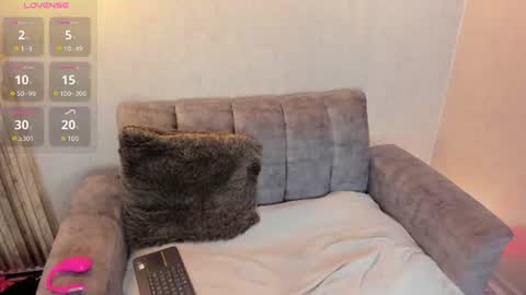 Loren   online show from July 28, 2:13 pm