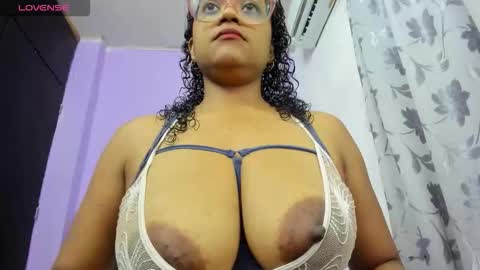 Lorena Parlove online show from January 10, 7:52 pm