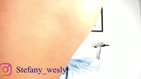 Snapshot of lorena_rico10 chatting on October 18, 2:05 am Ashley Cotez online show from October 18, 2:05 am