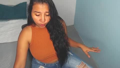 Loretta Gmez online show from April 7, 12:45 am