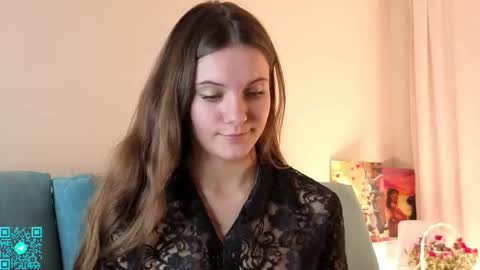 Chloe for Fan BlackHole online show from November 17, 7:38 pm