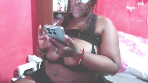 loretybighot online show from February 28, 4:44 pm