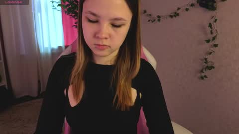 LORI online show from April 22, 9:27 am