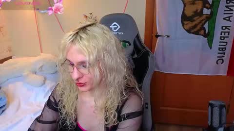 Lori -----------------------------------    online show from April 26, 1:53 pm