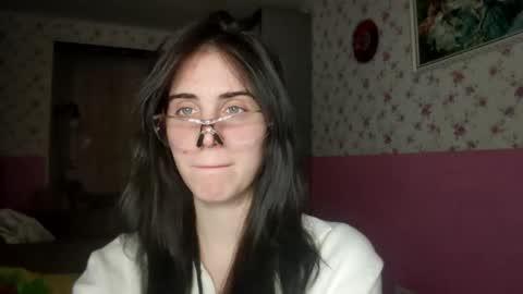 Kira online show from November 20, 3:42 pm