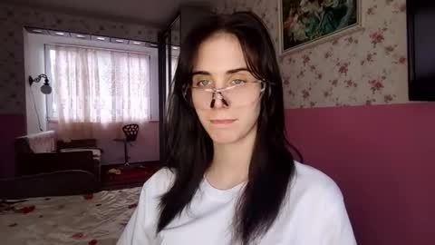 Kira online show from December 1, 7:28 am