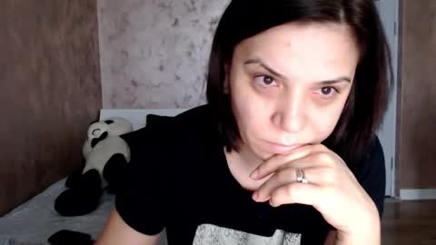 LorraGrey online show from January 19, 7:51 am