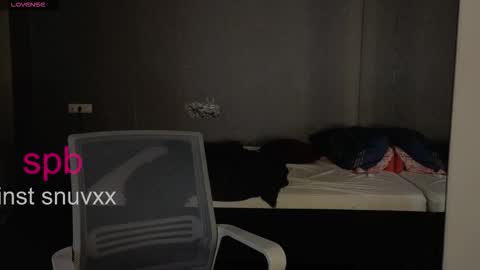 Snapshot of louie_evans chatting on October 2, 9:35 pm louie_evans online show from October 2, 9:35 pm