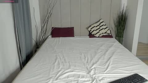 Snapshot of louie_evans chatting on October 20, 8:58 pm louie_evans online show from October 20, 8:58 pm