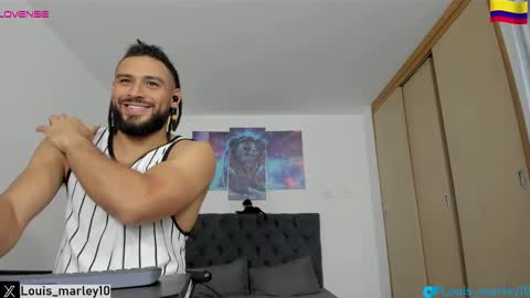 louis_marley_ online show from February 12, 1:52 am