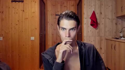 Mark online show from September 9, 2:39 pm