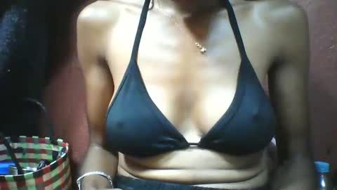 lovaelisa online show from February 23, 4:03 am