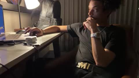 Prynce online show from April 14, 2:59 am