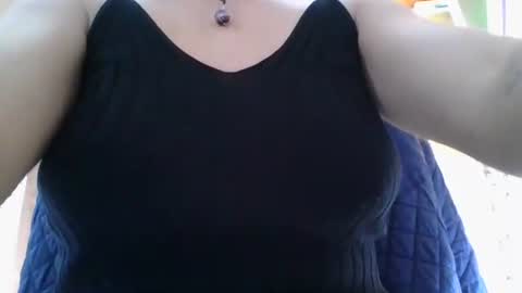 love_electra online show from April 28, 3:05 pm