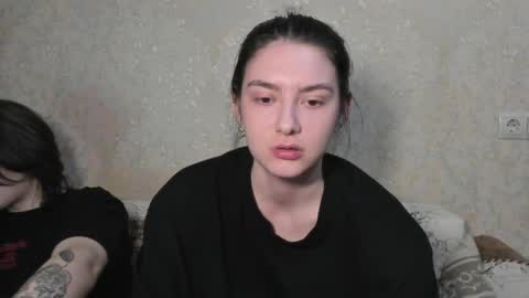 LINA online show from April 22, 10:06 pm