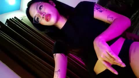 Seren online show from October 26, 1:12 pm