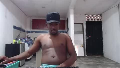 -kiliiamp online show from June 25, 1:05 pm