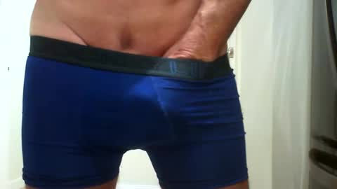 lovehairyone online show from January 27, 9:44 pm