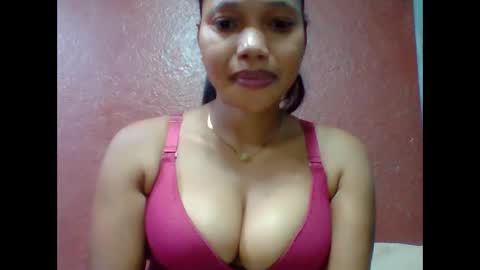 loveinlife750427 online show from December 21, 6:42 am