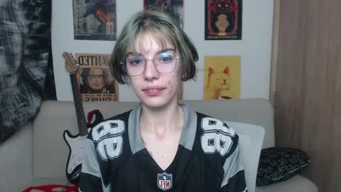 Cassie online show from February 20, 2:40 am