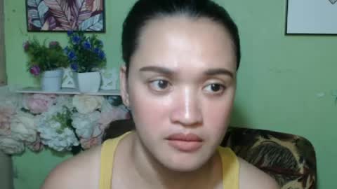 hearty2 Hey guys  Im Jess  online show from July 20, 5:32 am