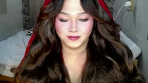 lovely_coleen online show from December 17, 5:47 am