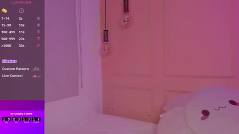 Emma online show from November 5, 1:46 pm