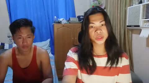 lovely_krizzy online show from April 16, 7:52 am