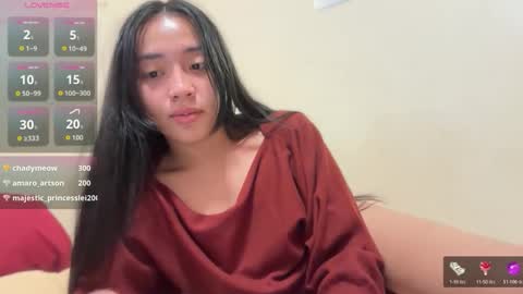 lovely_leah23 online show from March 30, 4:34 am