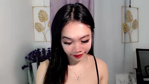 lovely_lianne online show from April 22, 5:58 am