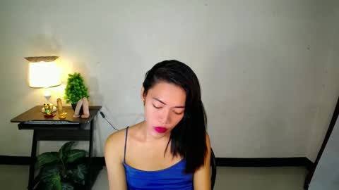 lovely_nathaliax online show from February 12, 8:16 am