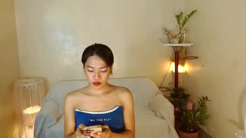 lovely_nathaliax online show from March 10, 7:11 am