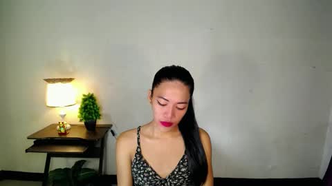 lovely_nathaliax online show from February 23, 4:28 am