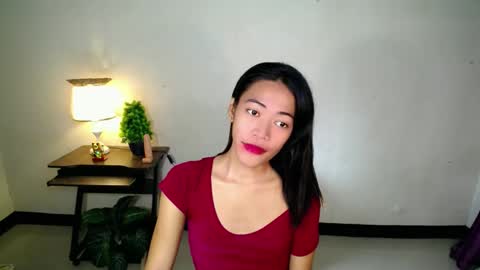 lovely_nathaliax online show from February 22, 9:37 pm
