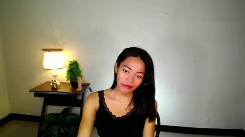 lovely_nathaliax online show from February 16, 6:21 pm