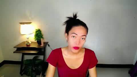 lovely_nathaliax online show from February 22, 6:30 pm