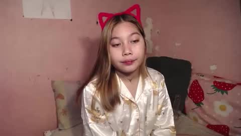 sandy online show from April 19, 3:13 pm