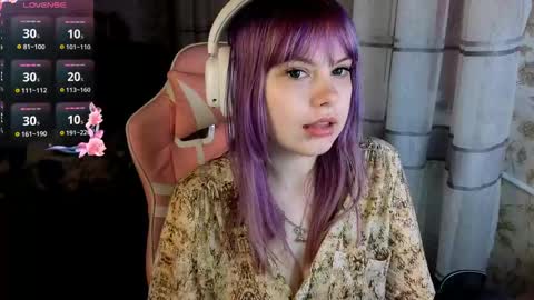 hristie online show from April 22, 10:39 pm