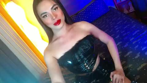 lovelymiss_shyna11 online show from March 6, 11:53 am